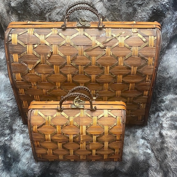 Woven Brown and Tan Basket Set - Picture 2 of 16